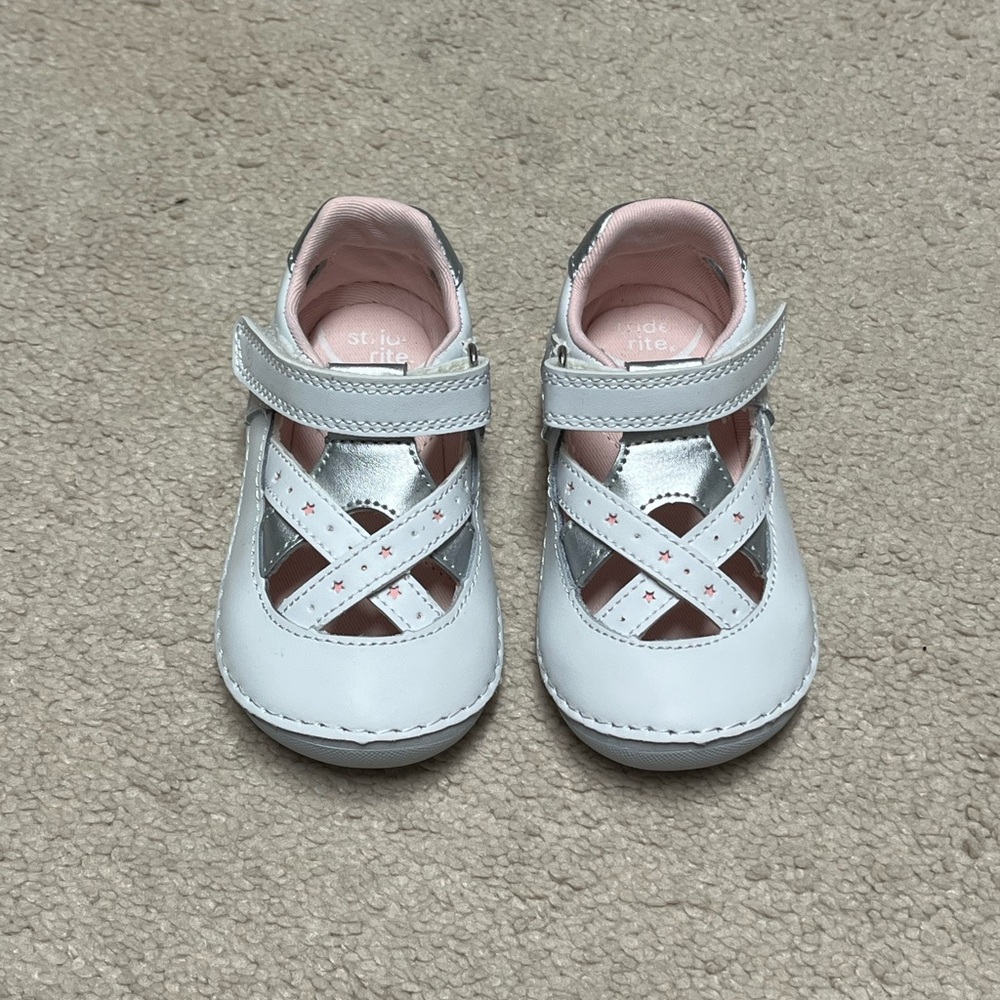 NIB Stride Rite White toddler sandals
